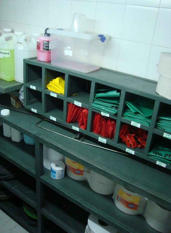 17_estanterias_plasticas__14